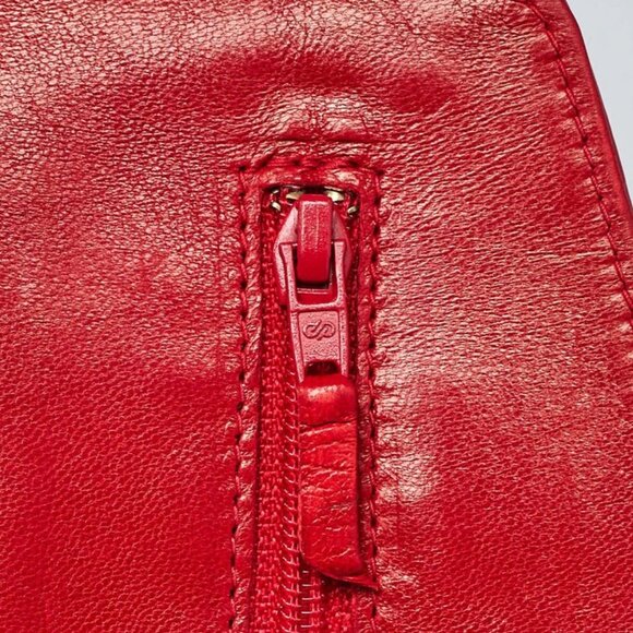 Chanel Red Patent Leather CC Logo Flap Wallet - Picture 7 of 12